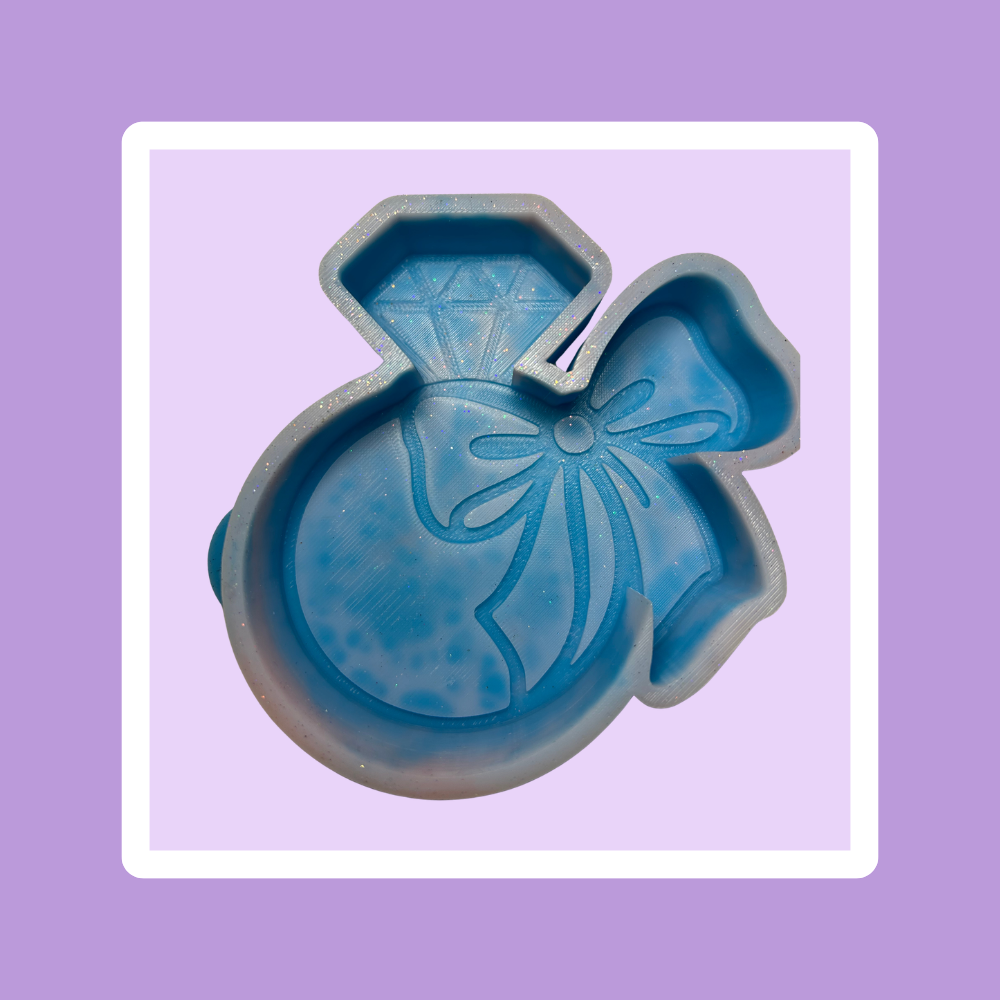 Custom Ring with Bow Freshie